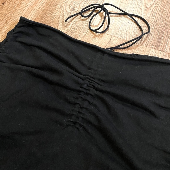 Black Ruched Tie Mini Skirt - Picture 3 of 4